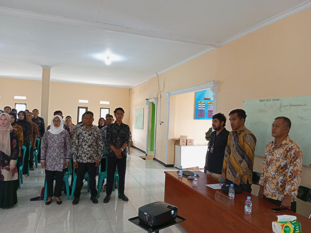 Pelantikan dan Pengambilan Sumpah Janji KPPS Desa Pasirtamiang untuk PILKADA 2024